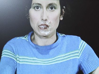 Miradas ausentes gestos presentes